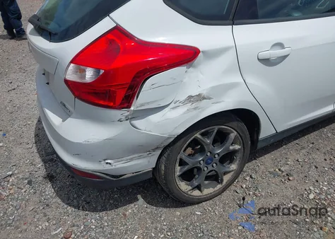 2014 Ford Focus Se from USA, damaged, VIN 1FADP3K23EL323483